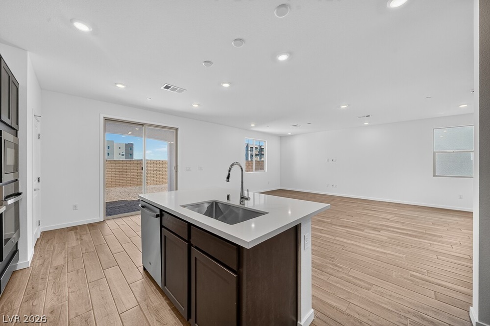 123 Tardando Avenue Property Photo 8