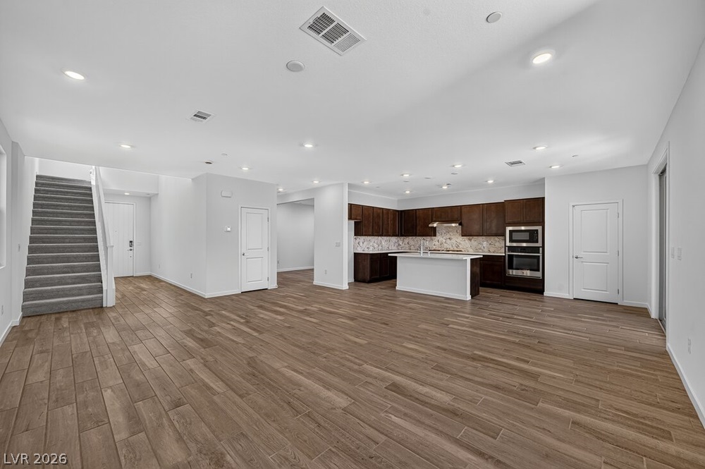 123 Tardando Avenue Property Photo 9