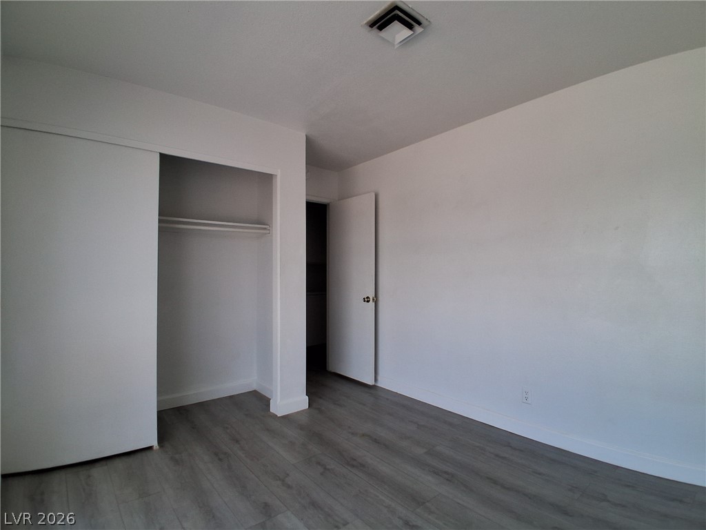 2348 Florence Avenue Property Photo 11