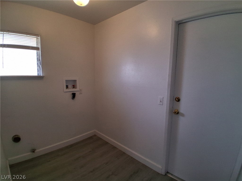 2348 Florence Avenue Property Photo 12