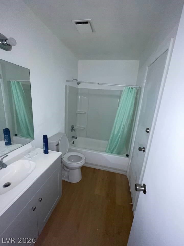 4363 Spencer Street 8 Property Photo 13