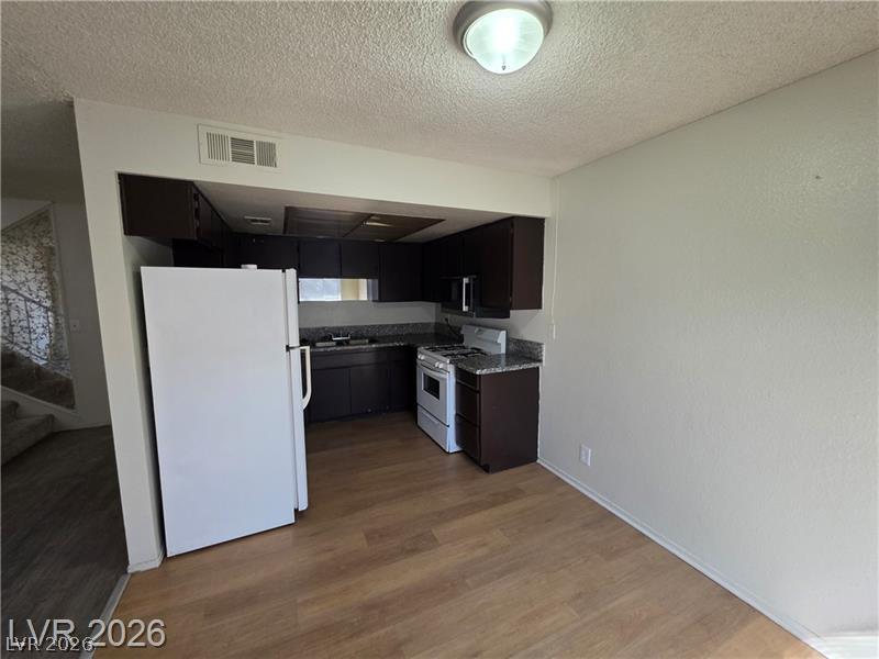 4363 Spencer Street 8 Property Photo 13