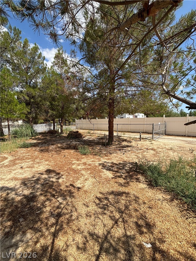 2481 East Falcon Street Property Photo 18