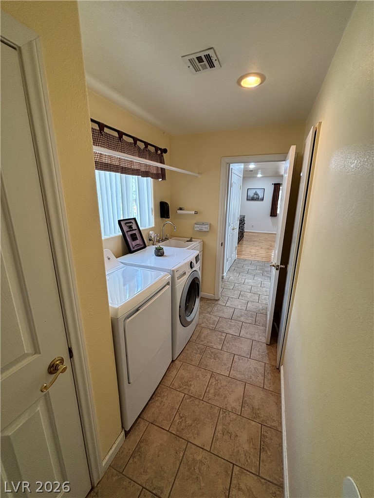 2481 East Falcon Street Property Photo 52