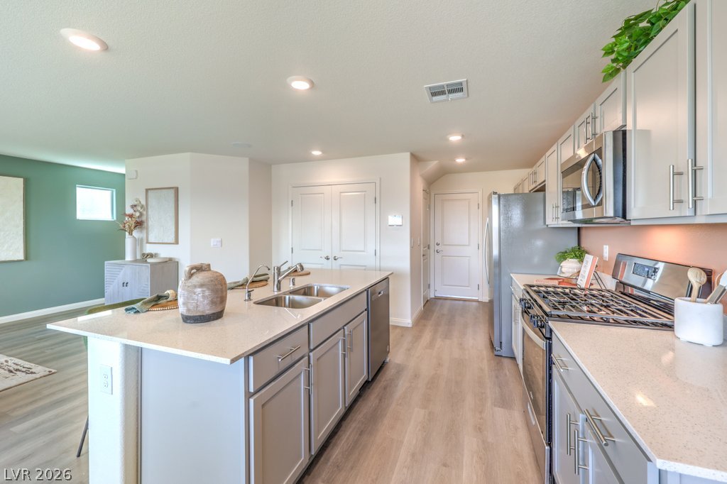 3449 Via Lucca Avenue Property Photo 7
