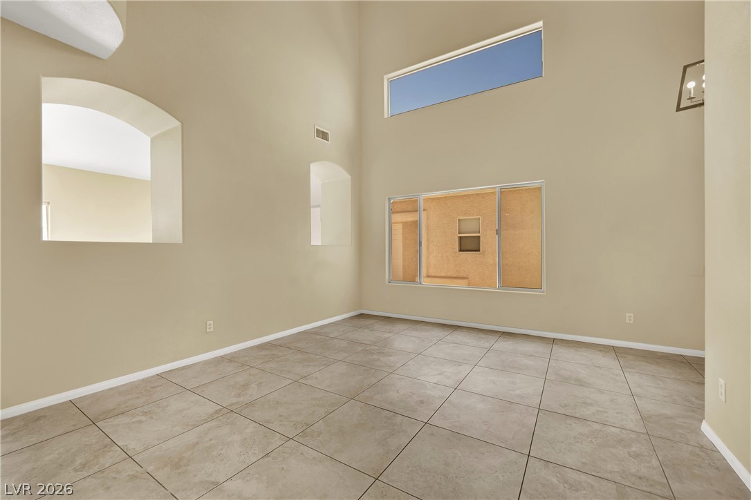 5823 Golden Wing Street Property Photo 6