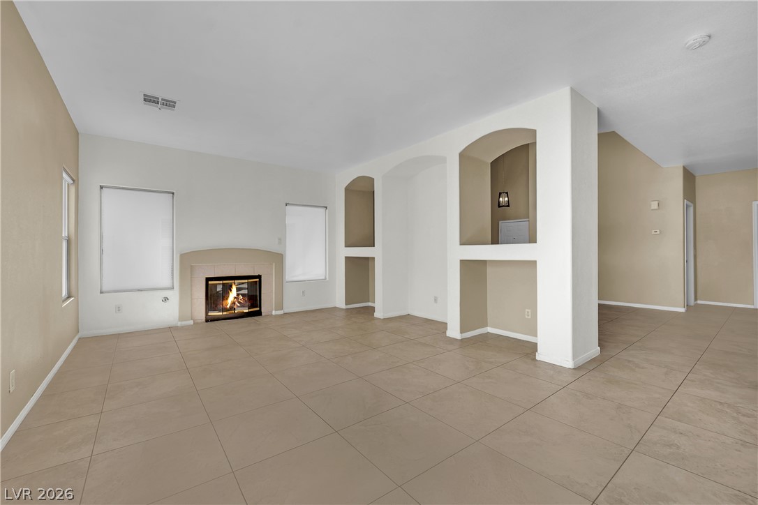 5823 Golden Wing Street Property Photo 10
