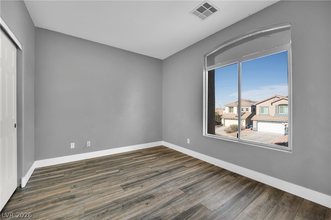 5823 Golden Wing Street Property Photo 25