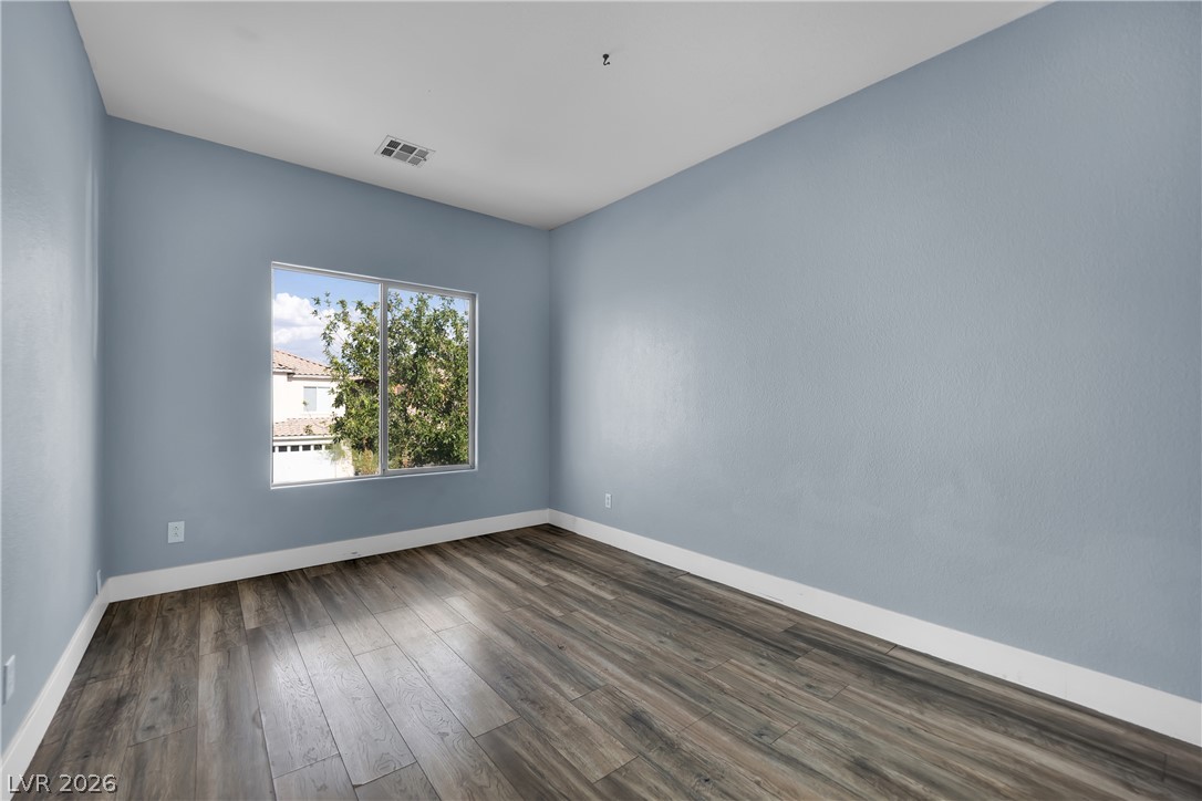 5823 Golden Wing Street Property Photo 27