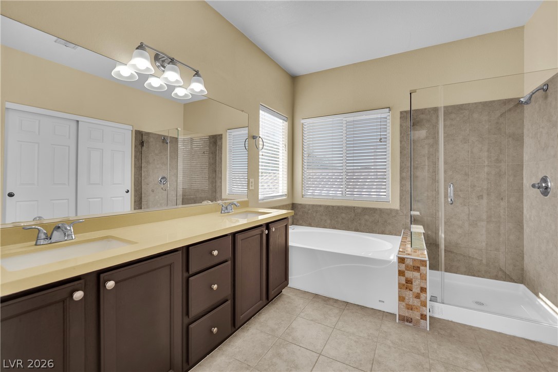 5823 Golden Wing Street Property Photo 34