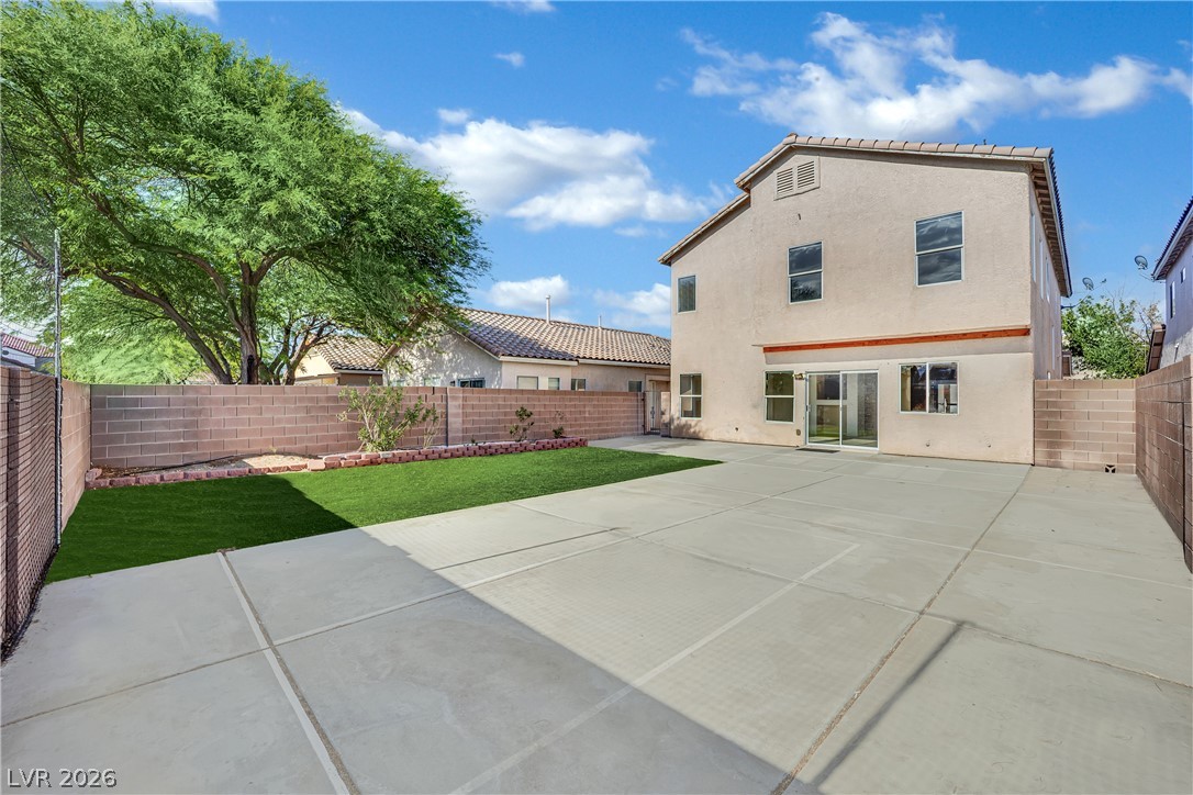 5823 Golden Wing Street Property Photo 40