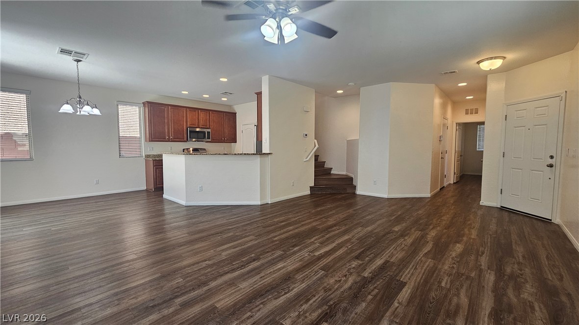 5367 Glenburnie Street Property Photo 7