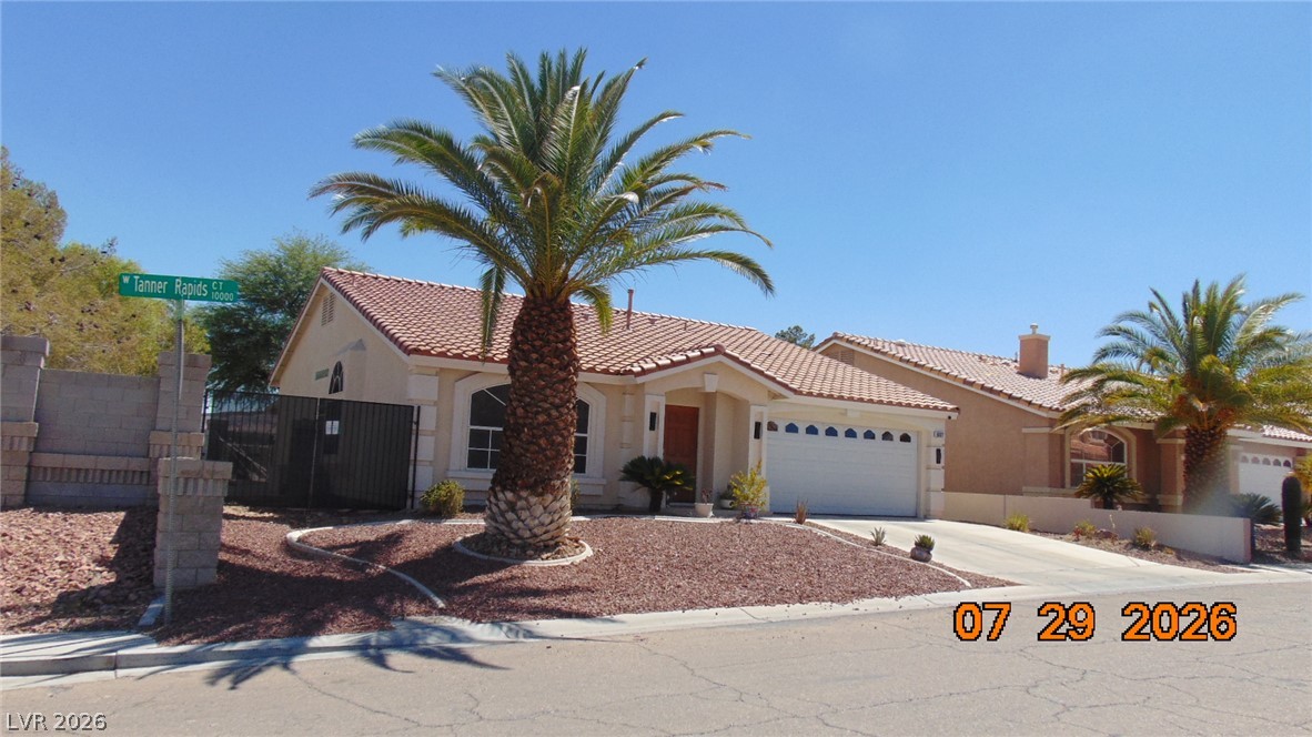 10071 Tanner Rapids Court Property Photo 4