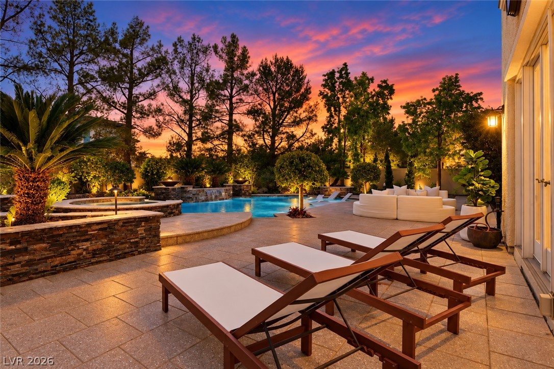 3381 Birchwood Park Circle Property Photo 4