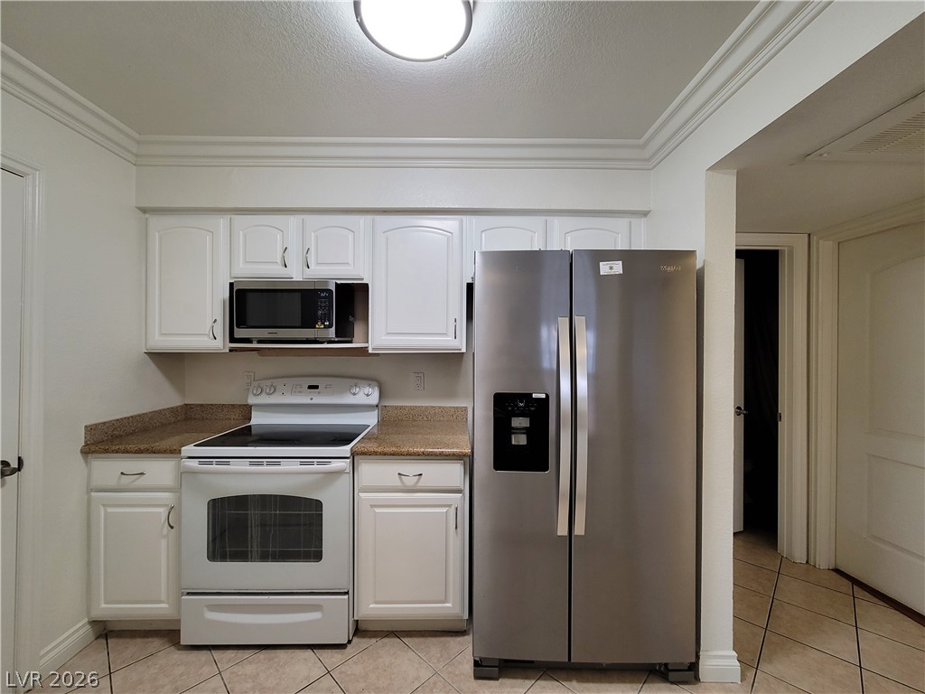 8101 West Flamingo Road 1107 Property Photo 12