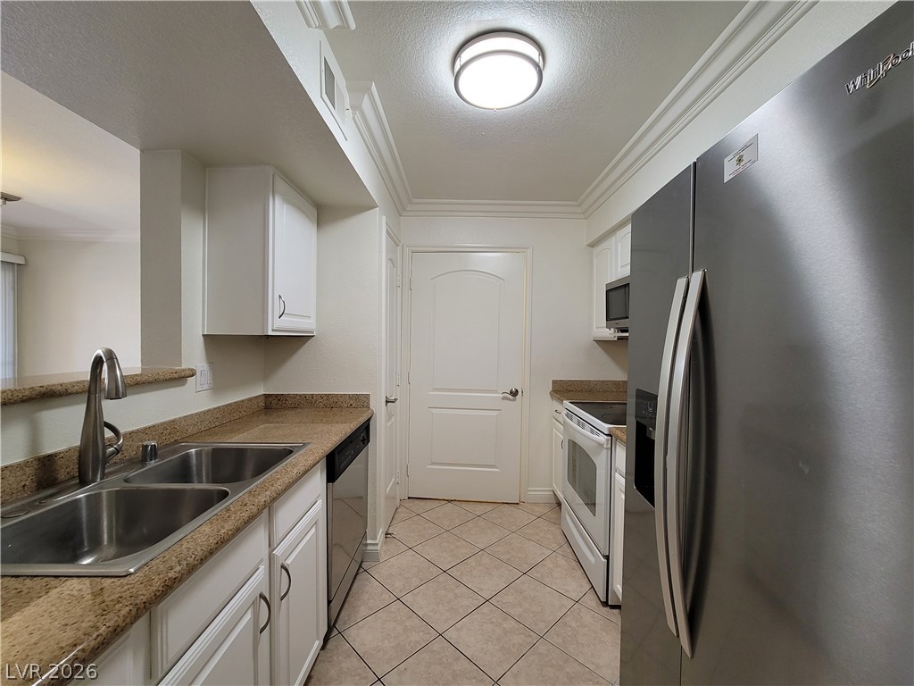 8101 West Flamingo Road 1107 Property Photo 13