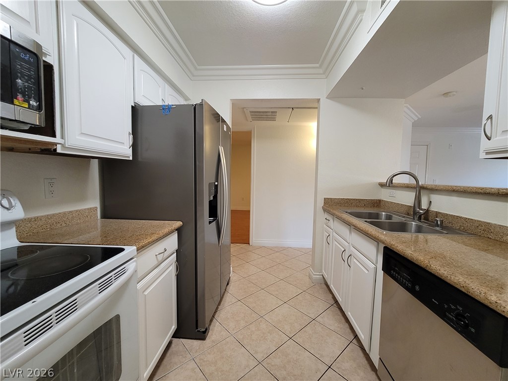 8101 West Flamingo Road 1107 Property Photo 16