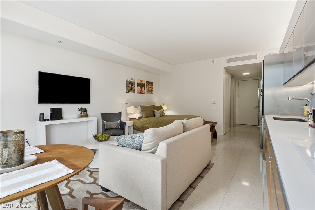 3722 Las Vegas Boulevard 2209 Property Photo 4