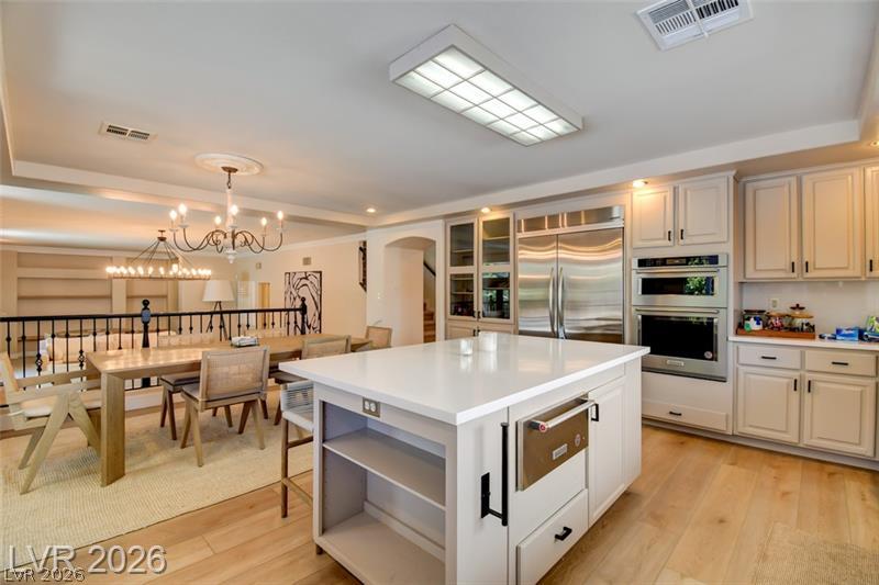 7686 Gossamer Wind Street Property Photo 13