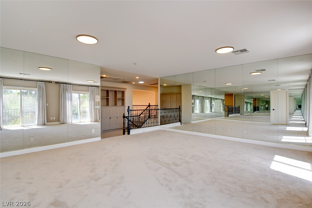 7686 Gossamer Wind Street Property Photo 24