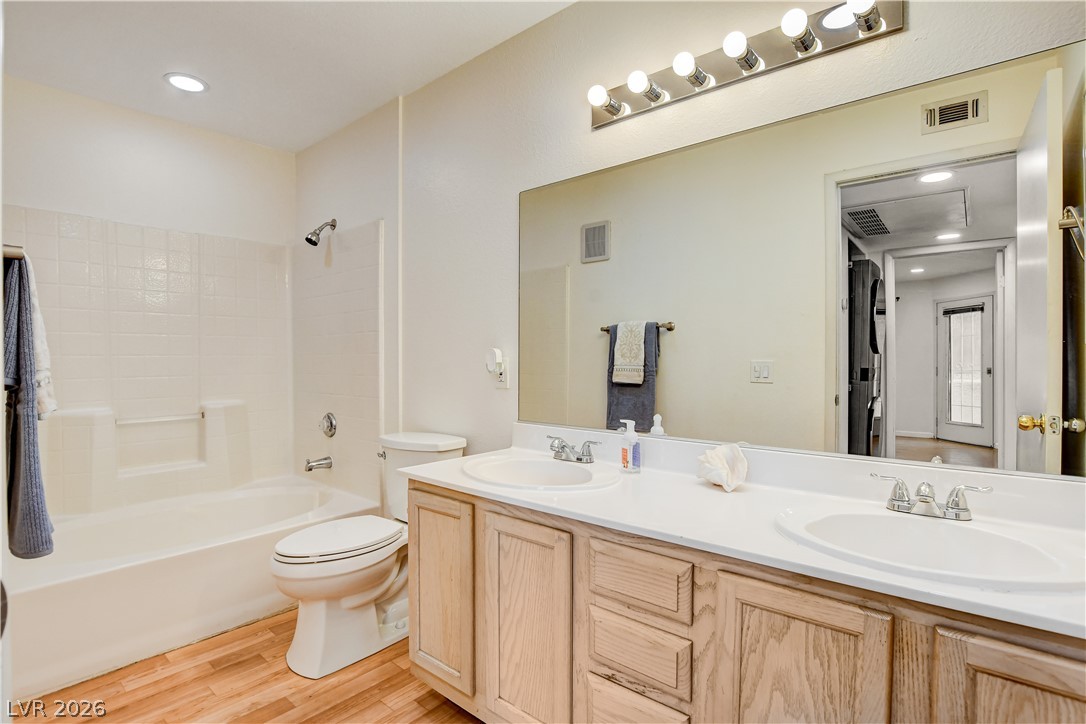 3053 Casey Drive 202 Property Photo 23