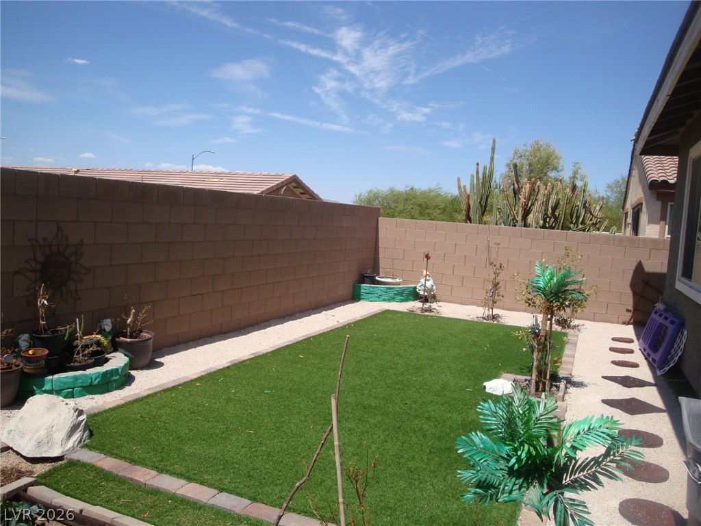 383 Inflection Street Property Photo 11