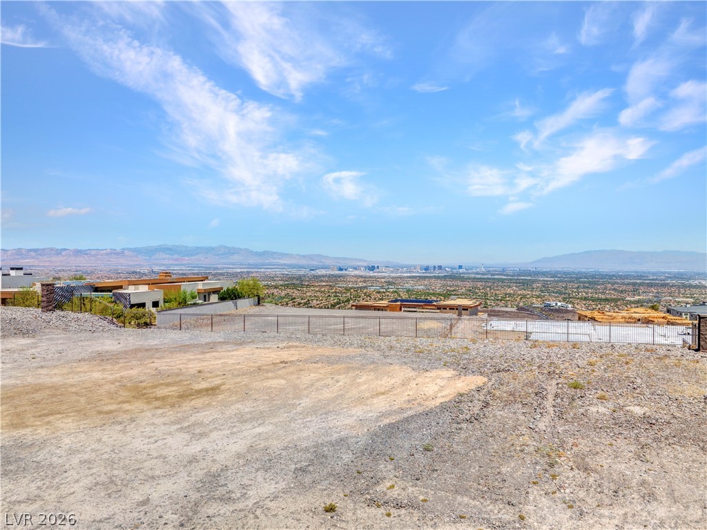 5 Stonecutter Court Property Photo 5