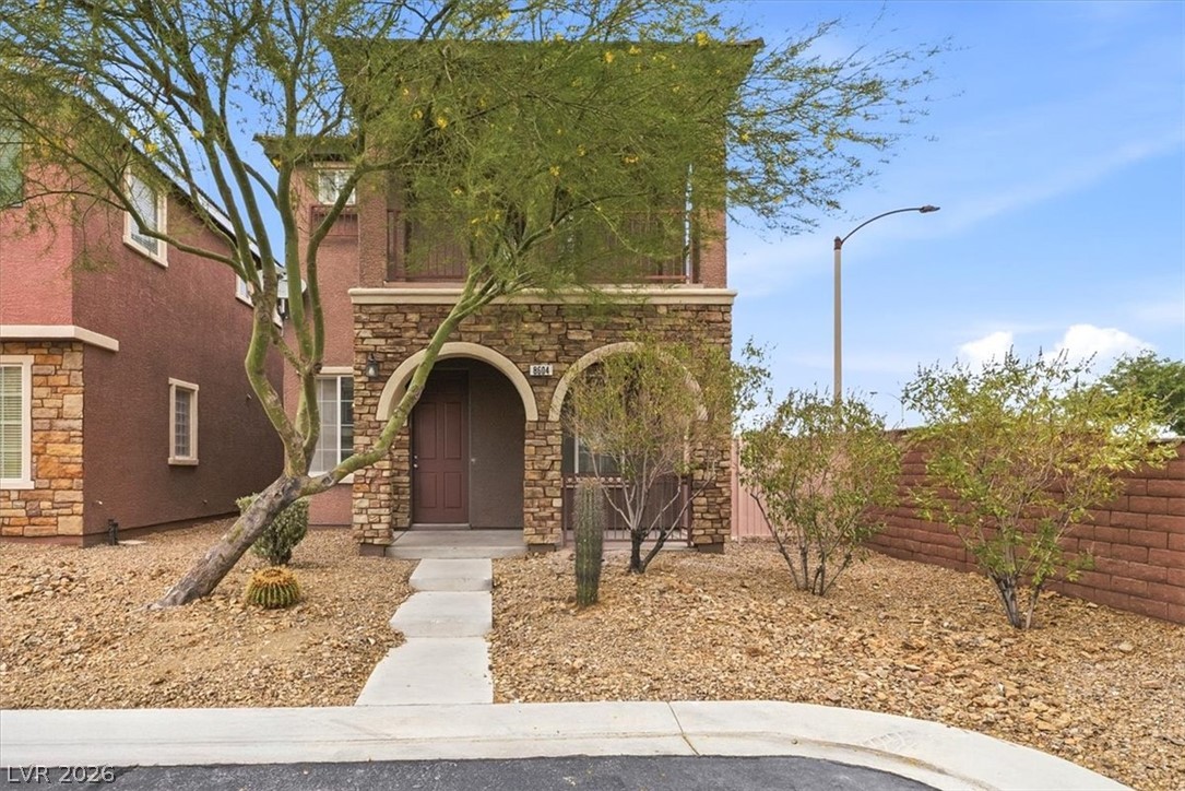 8604 Splendid Leaf Court Property Photo 1