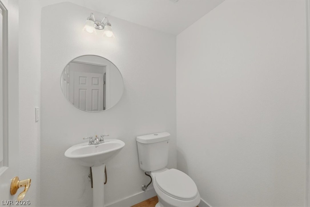 8604 Splendid Leaf Court Property Photo 10