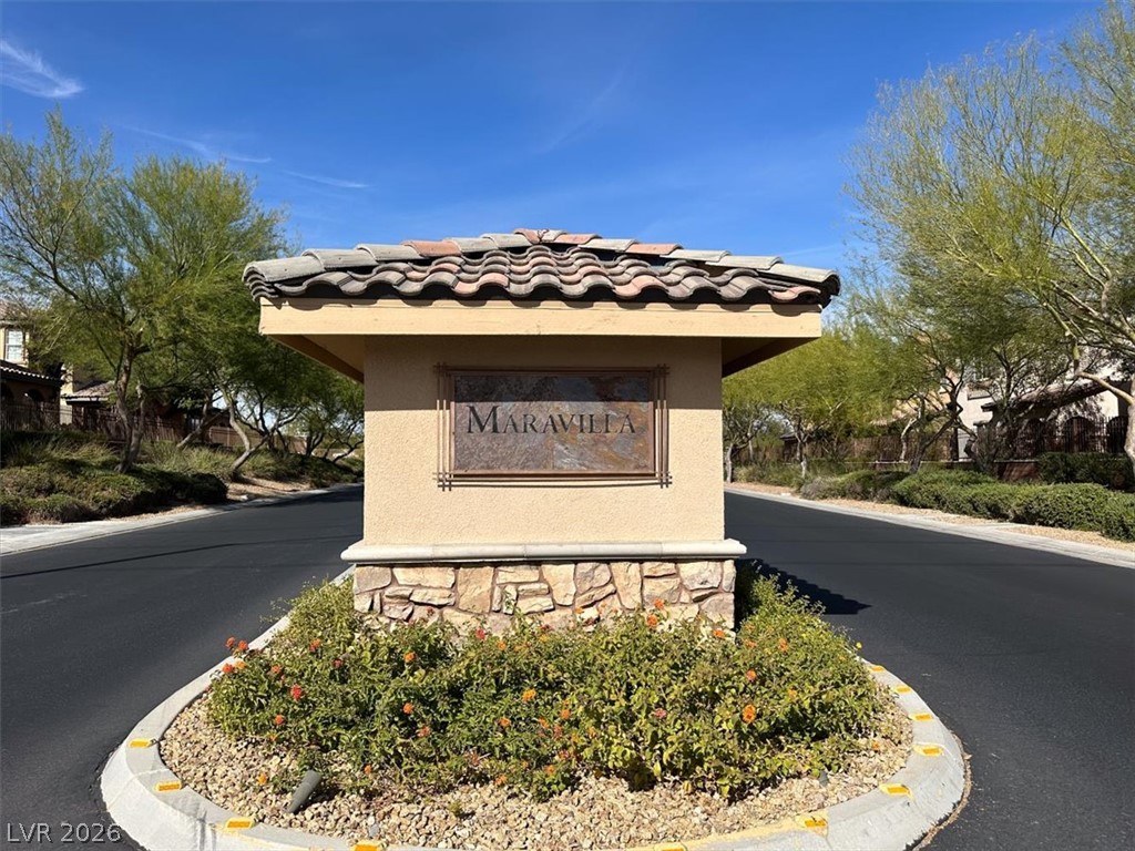 8604 Splendid Leaf Court Property Photo 24