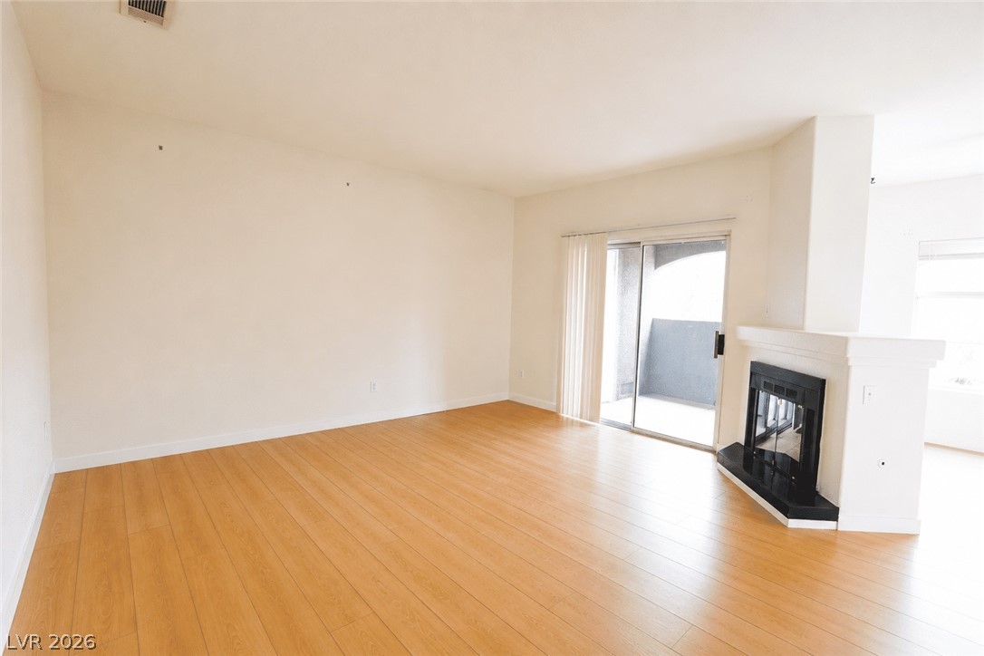 5525 West Flamingo Road 2011 Property Photo 6