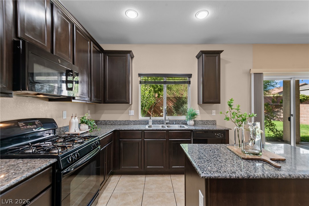 10248 Gibson Isle Drive Property Photo 13