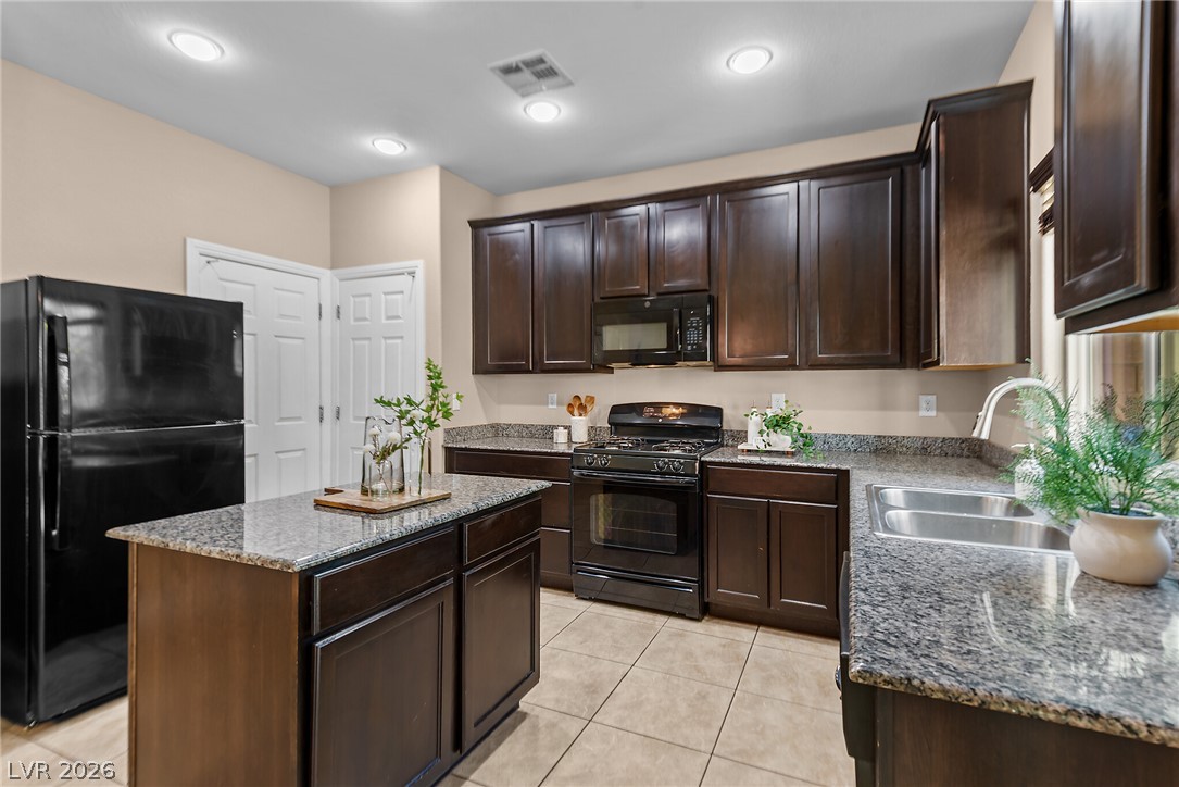 10248 Gibson Isle Drive Property Photo 14