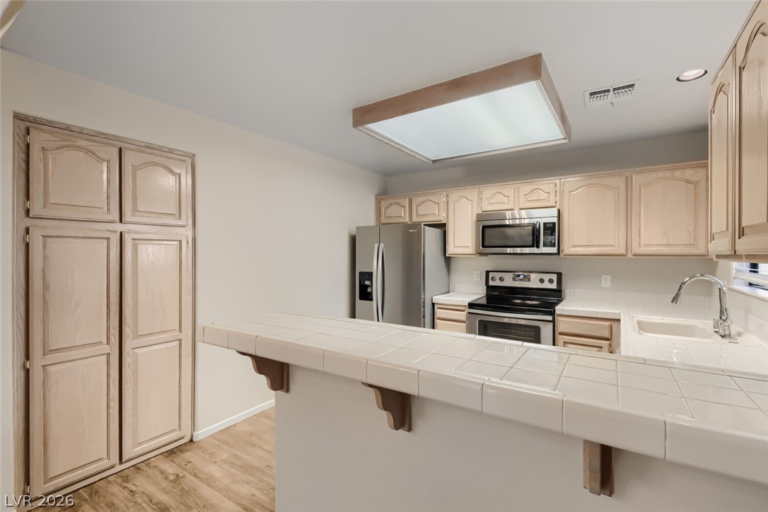 2851 South Valley View Boulevard 1125 Property Photo 11