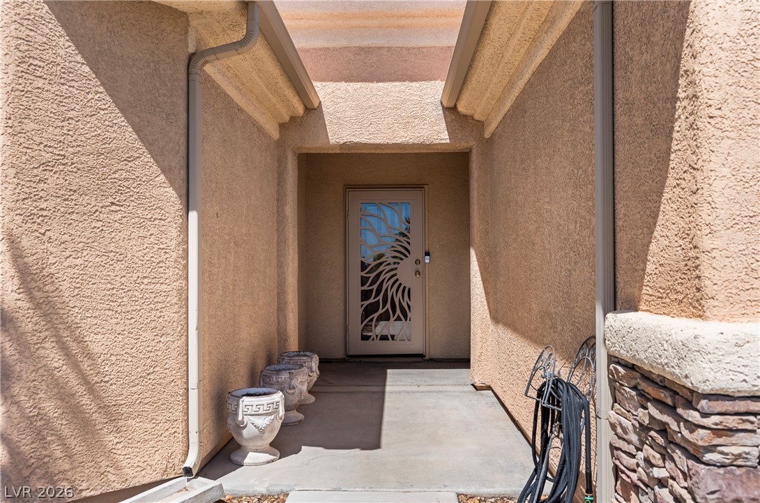7725 Island Rail Drive Property Photo 3