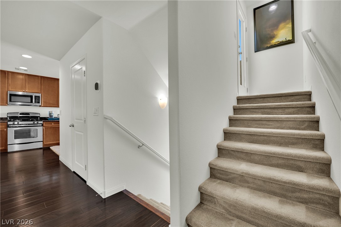 3944 Total Eclipse Street Property Photo 29