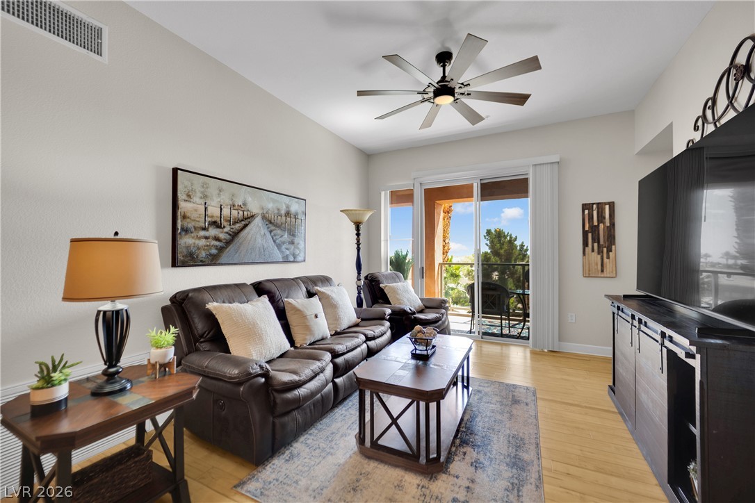 83 East Agate Avenue 305 Property Photo 13