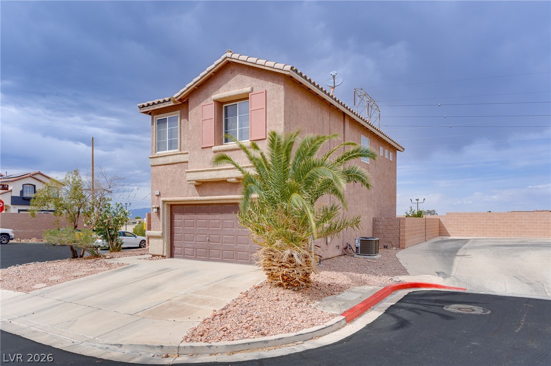 660 Jumbled Sage Court Property Photo 2