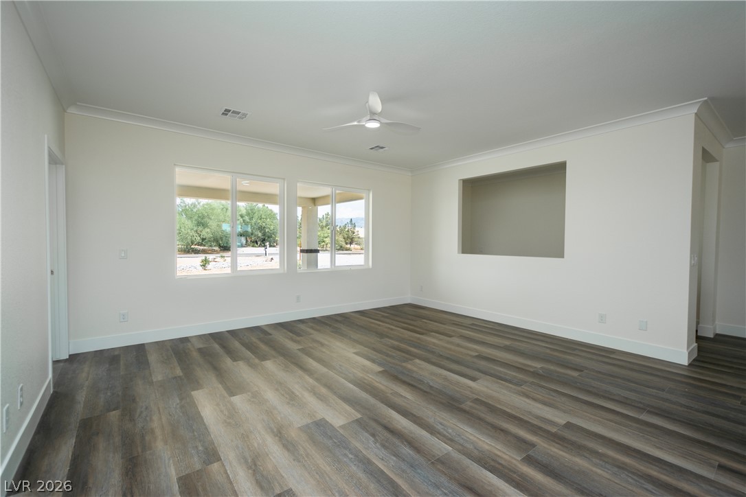 1351 Huckleberry Street Property Photo 10