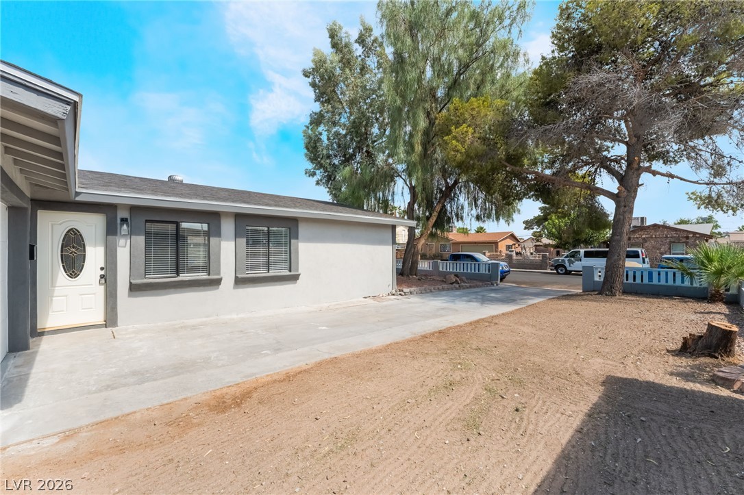 3903 Sequoia Avenue Property Photo 5