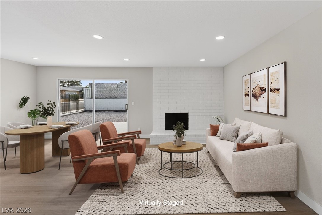 212 Scherer Street Property Photo 8