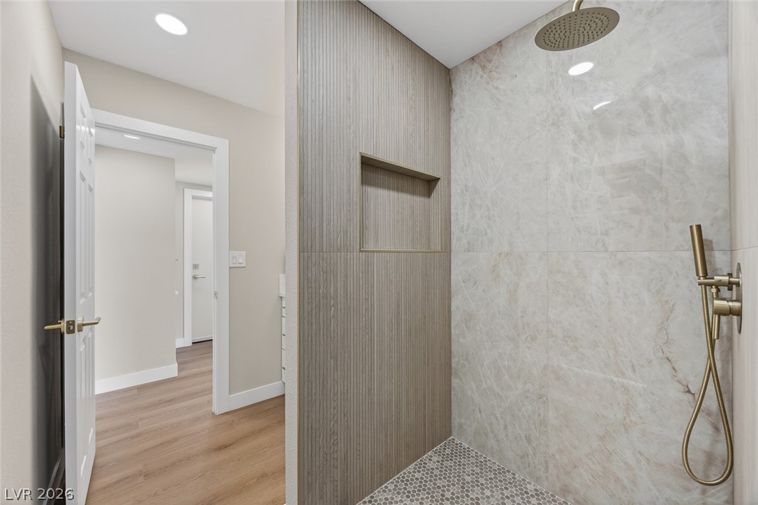 212 Scherer Street Property Photo 13