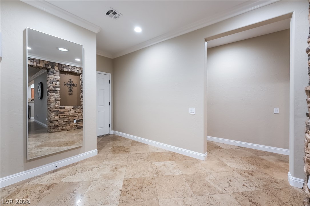 2676 Lochleven Way Property Photo 27