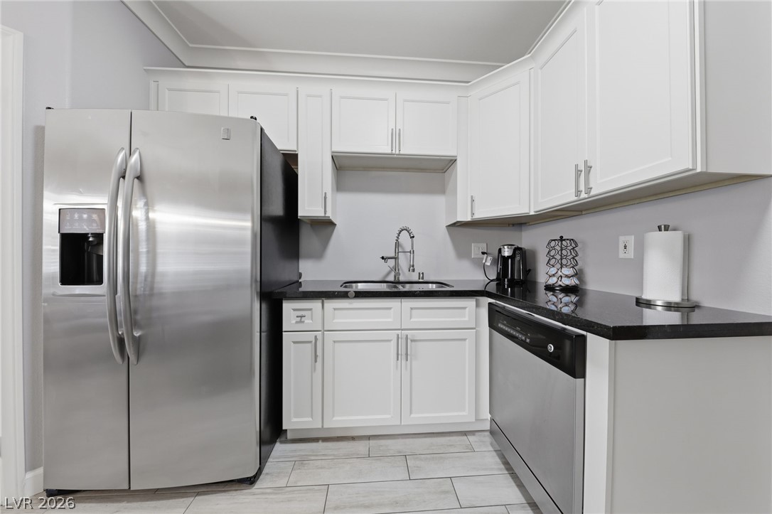 5525 West Flamingo Road 1023 Property Photo 11