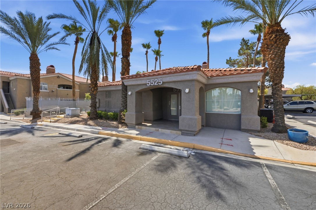 5525 West Flamingo Road 1023 Property Photo 22