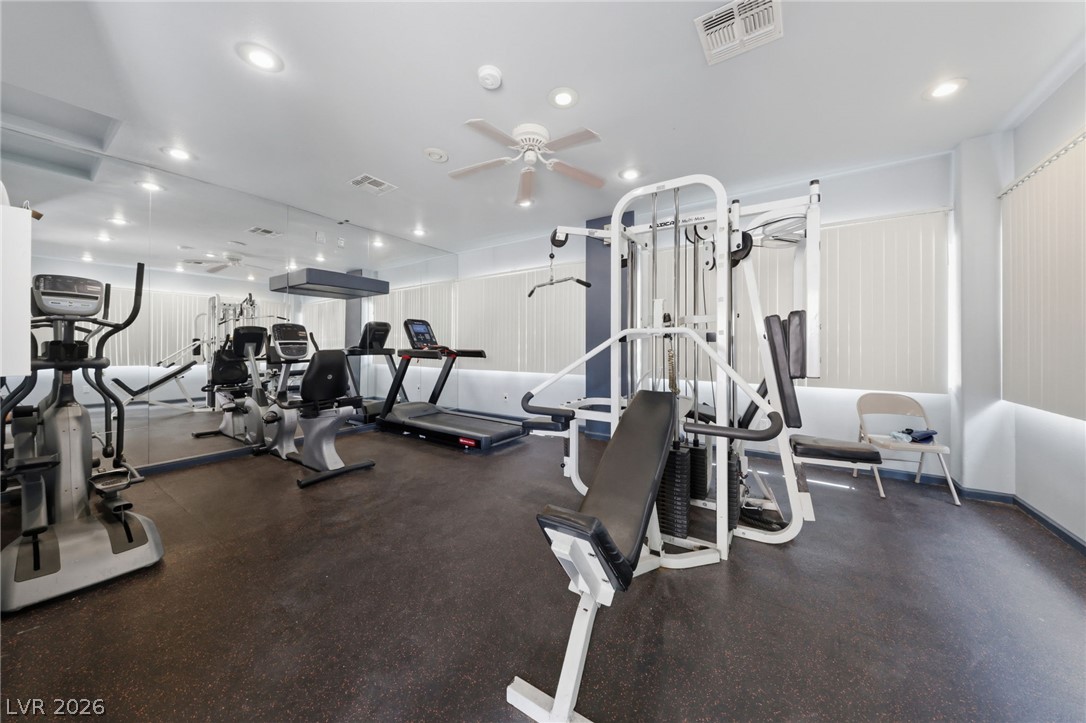 5525 West Flamingo Road 1023 Property Photo 24