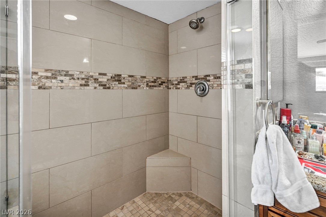 390 Rushing Creek Court Property Photo 8
