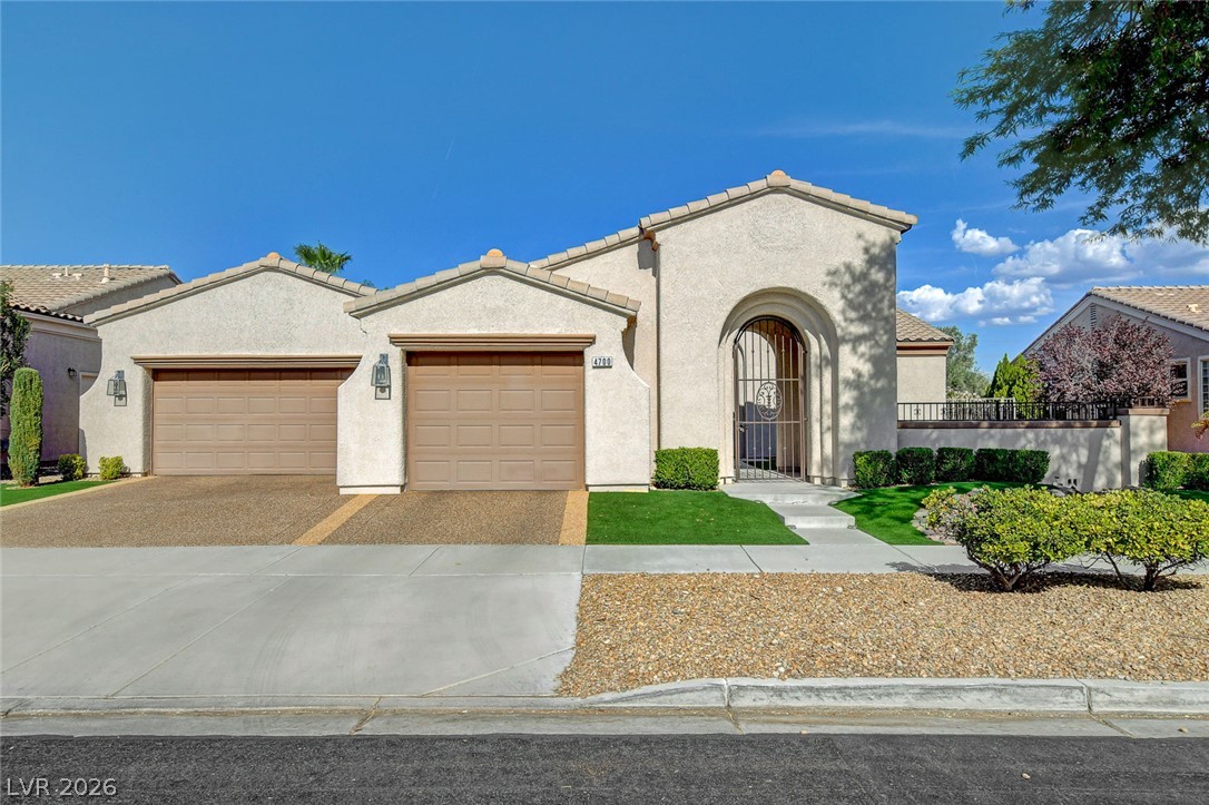 4700 Fiore Bella Boulevard Property Photo 2