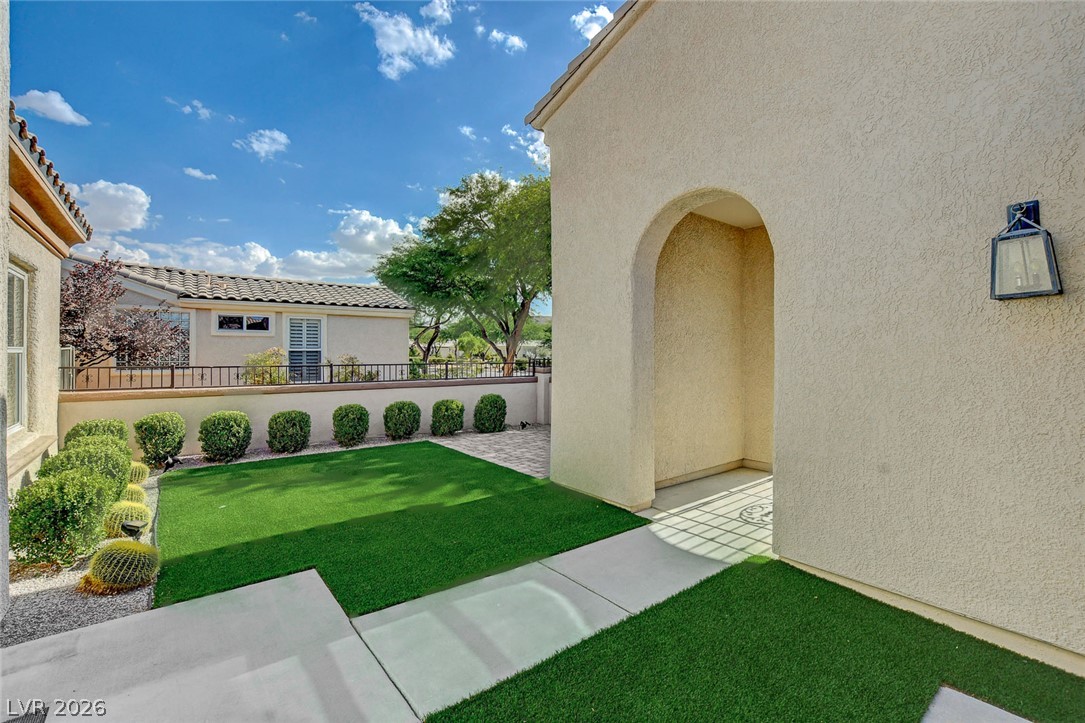 4700 Fiore Bella Boulevard Property Photo 6