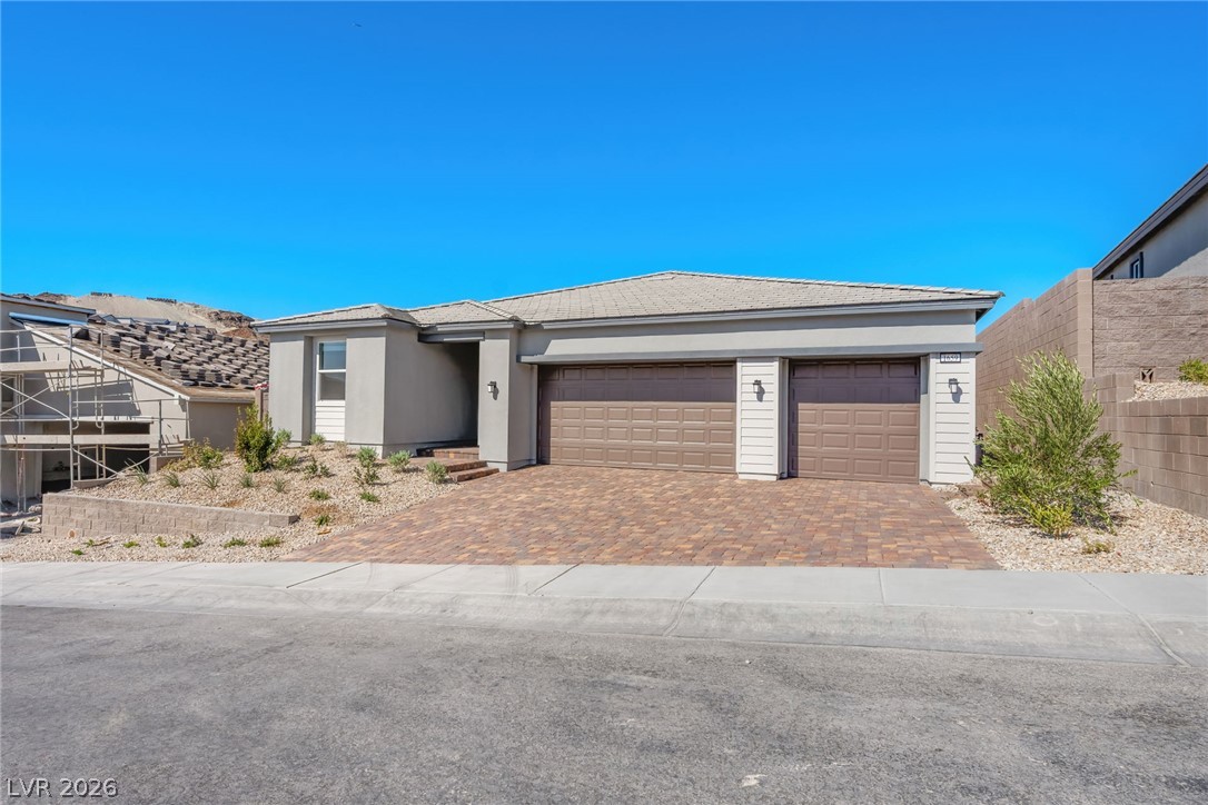 1659 Portofino Falls Place Property Photo 2